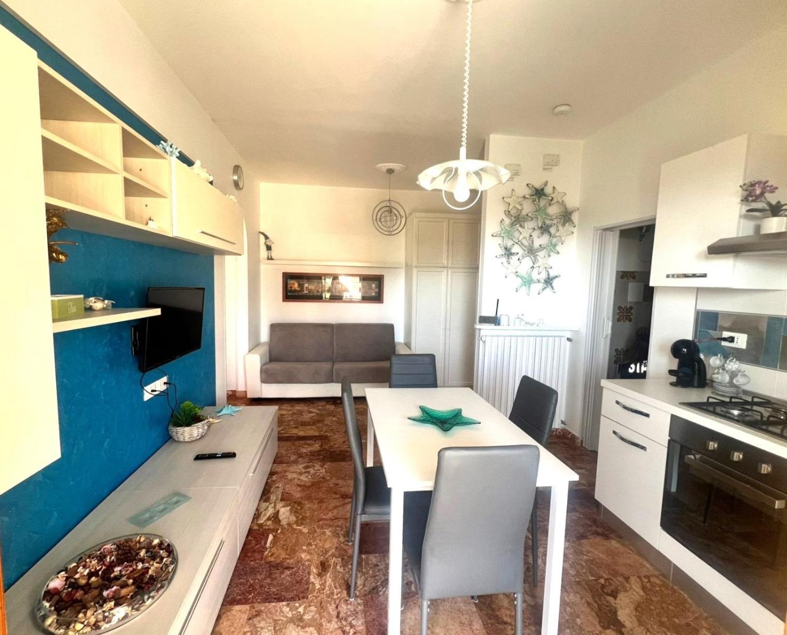 Apartment Aurora & Nicole Ideal Per Biker Con Terazza Vista Mare Parcheggio E Wi-Fi Gratuiti Pietra Ligure Ngoại thất bức ảnh