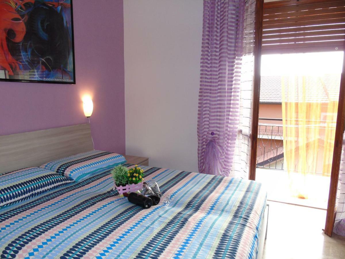 Apartment Aurora & Nicole Ideal Per Biker Con Terazza Vista Mare Parcheggio E Wi-Fi Gratuiti Pietra Ligure Ngoại thất bức ảnh