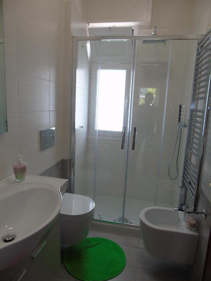 Apartment Aurora & Nicole Ideal Per Biker Con Terazza Vista Mare Parcheggio E Wi-Fi Gratuiti Pietra Ligure Ngoại thất bức ảnh